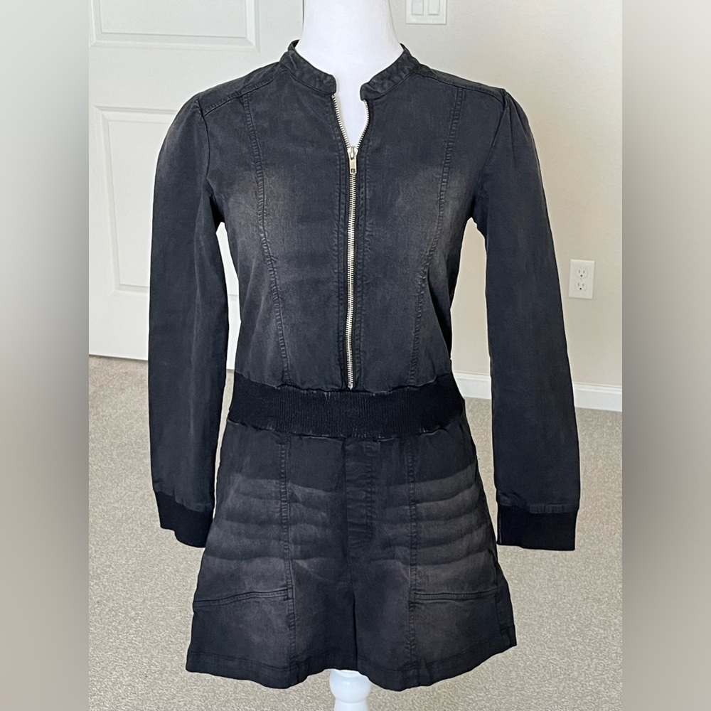 NWT 🔥Chaser Black Longsleeve Jean Romper Size Small